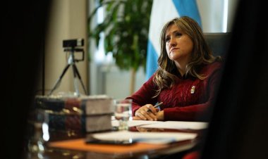 Elogian al plan de alfabetización Comprendo y Aprendo en un foro internacional