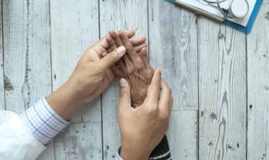Por primera vez funciona una consejería médica para personas mayores