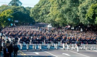 Día de la Independencia: Javier Milei canceló el desfile militar