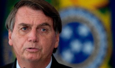 Como Cristina, Jair Bolsonaro deberá cumplir prisión domiciliaria con tobillera