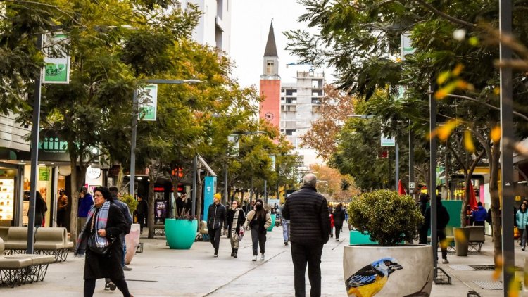 Cómo atenderá el comercio este 9 de julio en San Juan