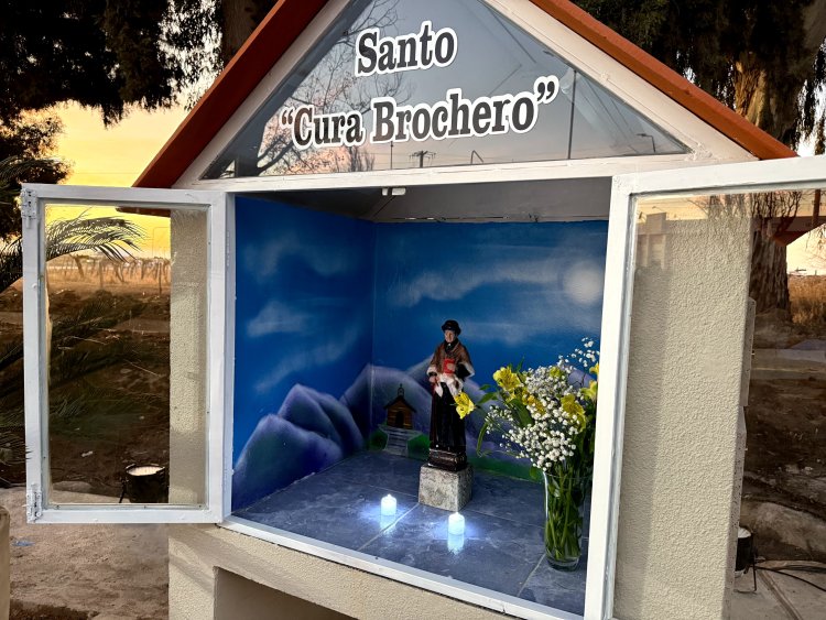 9 de Julio inauguró la Plaza Cura Brochero, tras una emotiva cabalgata con la imagen del santo