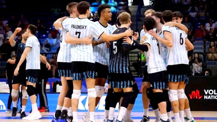 La selección argentina de vóley busca clasificar a la fase final de la VNL