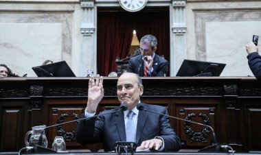 Francos felicitó a Kicillof por Whatsapp