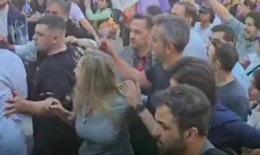 Otra jornada de incidentes: evacuaron la caravana de Karina Milei en Corrientes