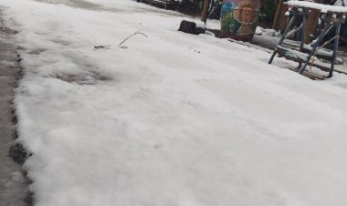 Pedernal amaneció teñido de blanco