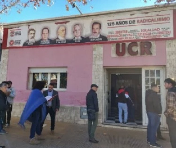 La UCR en San Juan decidió continuar en el frente electoral que conduce Orrego