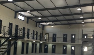 Orrego inauguró 236 nuevas celdas en el Penal de Chimbas