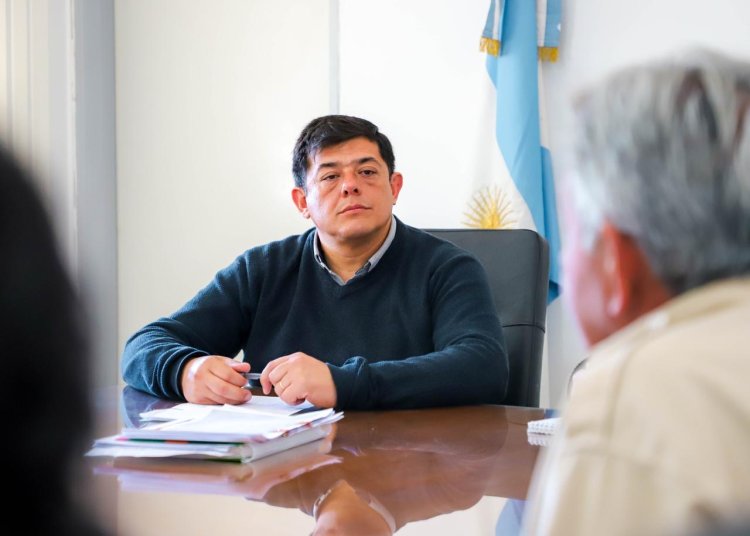 El intendente Matías Espejo se reunió con vecinos de San Roque por el reclamo de la Ruta Provincial 478