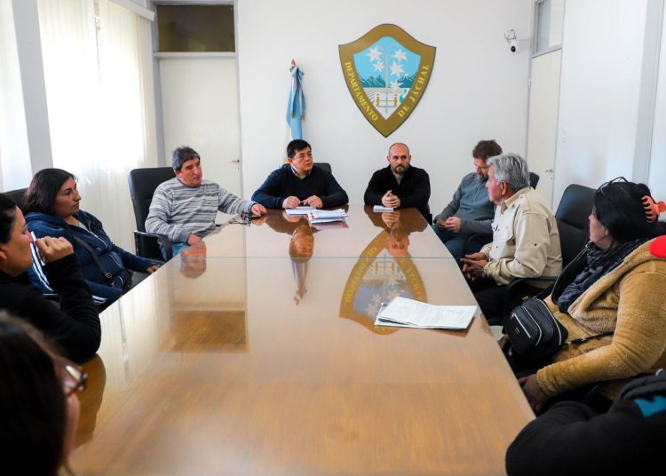 El intendente Matías Espejo se reunió con vecinos de San Roque por el reclamo de la Ruta Provincial 478