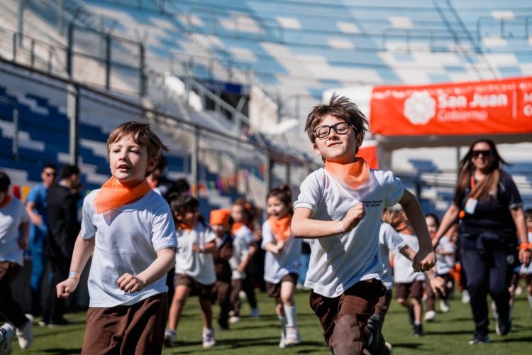 Más de 2000 niños de Educación Inicial coparon de colores el Estadio del Bicentenario