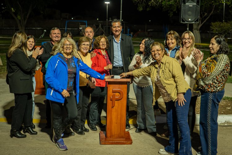 Pocito inauguró una serie de obras en Villa Elisa y Barrio Aberastain