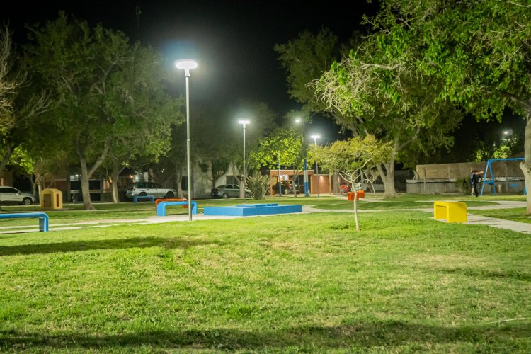 Pocito inauguró una serie de obras en Villa Elisa y Barrio Aberastain