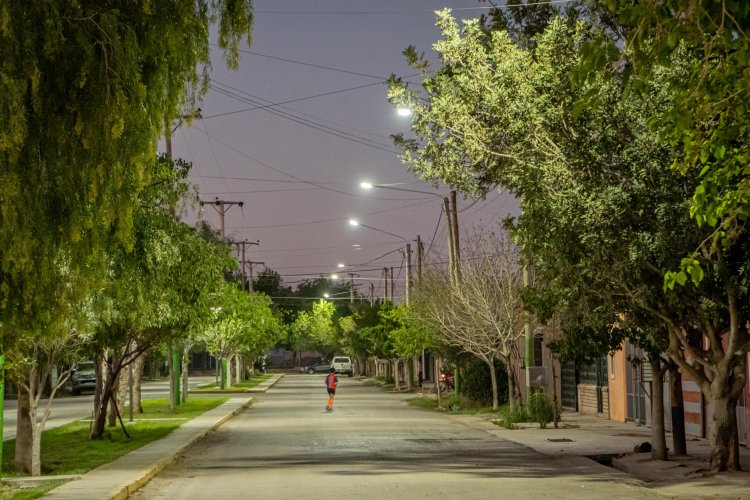 Pocito inauguró una serie de obras en Villa Elisa y Barrio Aberastain