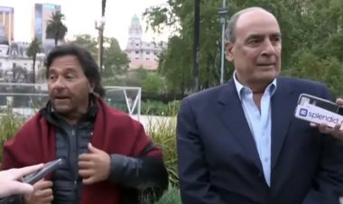 El gobernador de Salta hizo una protesta frente a la Rosada y lo recibieron Francos y Santiago Caputo