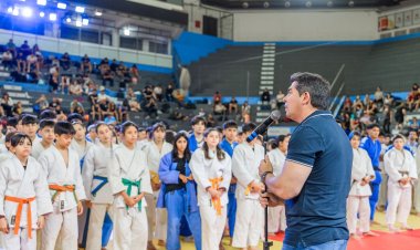 Orrego presenció el acto de apertura del Campeonato Nacional de Judo en San Juan