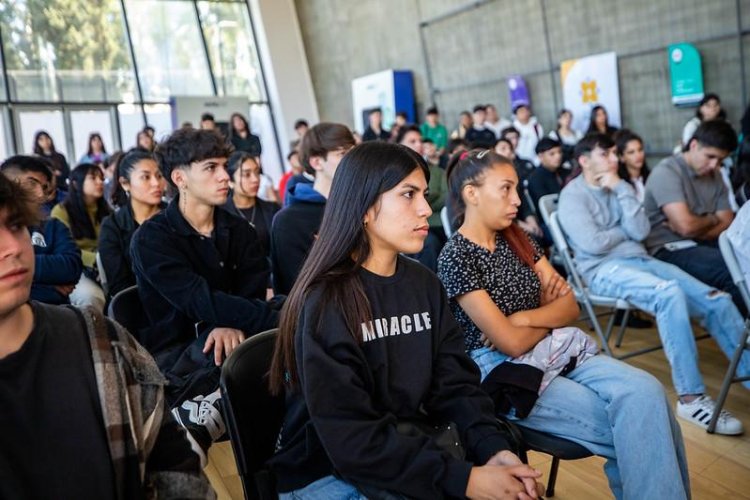 La Ciudad y KFC, juntos por el empleo joven en Capital