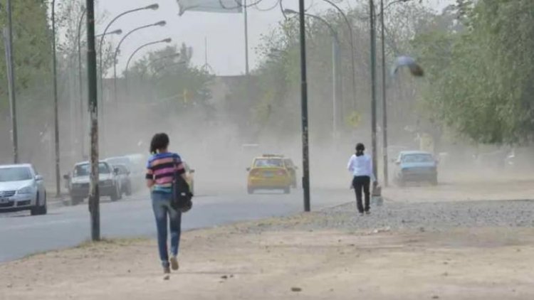 Viernes con fuerte viento sur durante toda la jornada