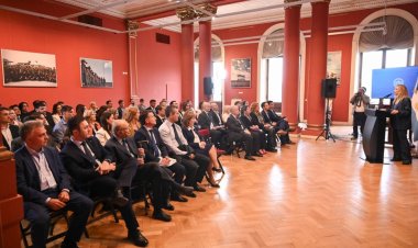 Karina Milei recibió a los diputados electos de LLA y les pidió "compromiso"