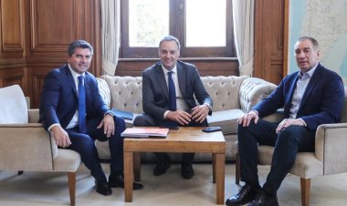 Santilli recibió a Orrego: “El mejor aliado creo que puede tener el Presidente son los gobernadores”