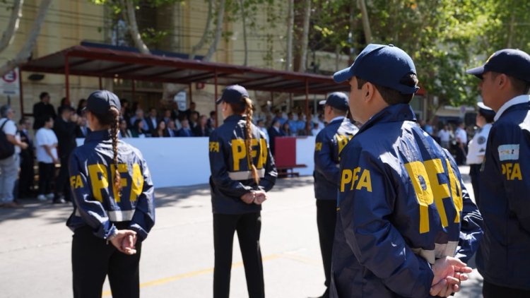 Se distinguió a la Policía Federal por su 204 aniversario
