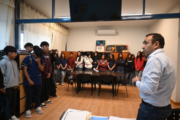 La Escuela Agrotécnica Cornelio Saavedra visitó al Municipio de Iglesia