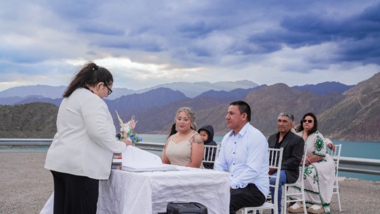 El Registro Civil celebró el séptimo matrimonio emblemático
