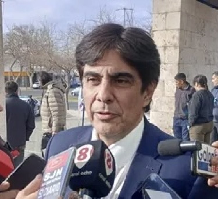 Gutiérrez indicó que, por el momento, no hay nada definido sobre el bono para los empleados del Estado