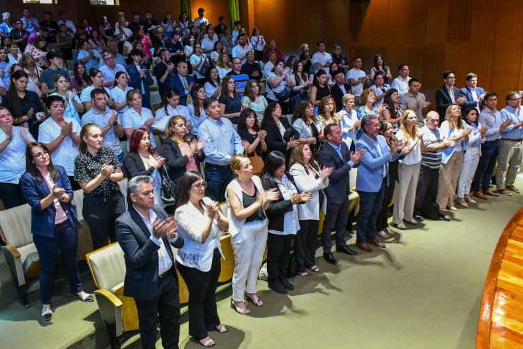 Salud realizó la entrega del Premio Provincial de Enfermería 2025 en su segunda edición