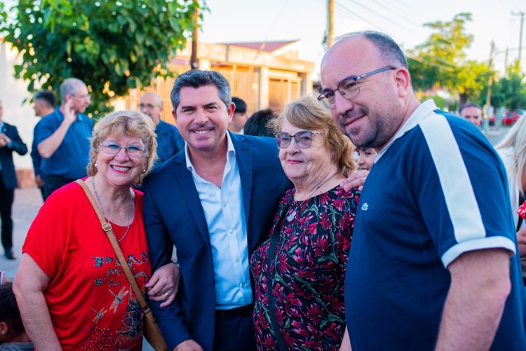 Con el apoyo de Provincia, Rivadavia inauguró el pavimento de villas Doncel y Seminario