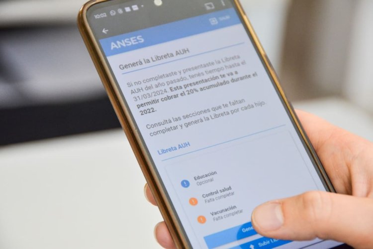 Paso a paso para presentar la libreta AUH 2025: hasta cuándo hay tiempo
