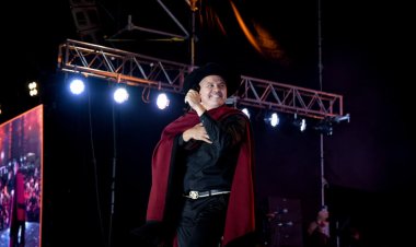 La Fiesta Provincial de la Semilla y la Manzana tuvo un cierre cargado de emoción