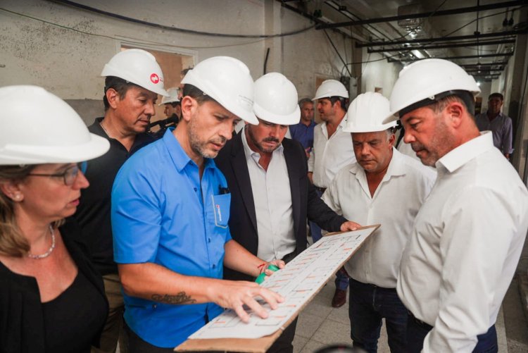 Orrego visitó las obras de remodelación e instalaciones del Hospital Marcial Quiroga