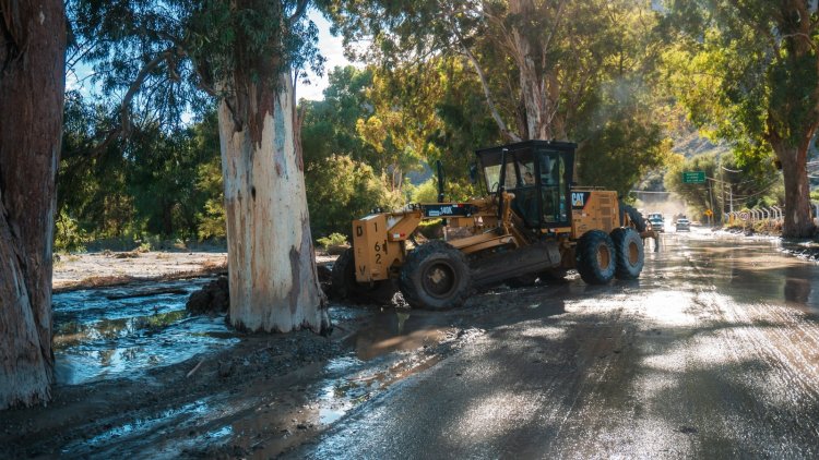 Vialidad e Hidráulica trabajan en Zonda para restablecer la transitabilidad tras las lluvias