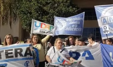 Los gremios docentes confirmaron una medida de fuerza por 24 horas con movilización en San Juan