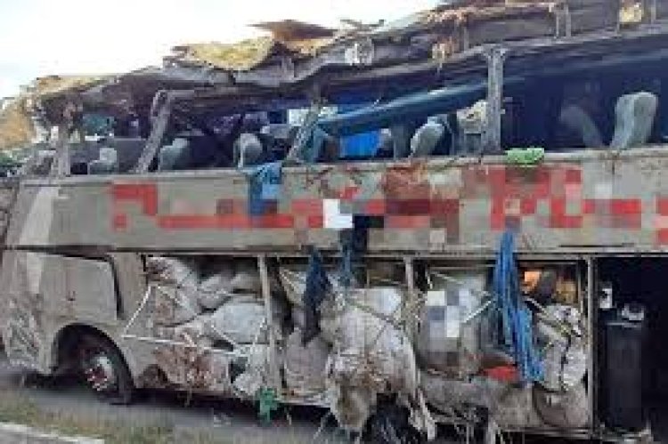 Trágico accidente de un autobús en el noreste de Brasil: 15 muertos, entre ellos, 3 niños
