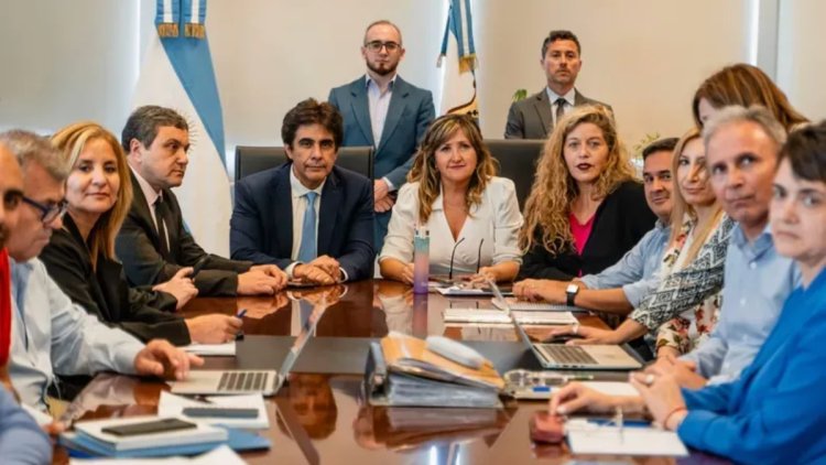 Nueva reunión paritaria entre el Gobierno y los gremios docentes antes del inicio de clases
