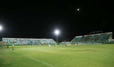 Sportivo Desamparados inauguró nuevas luminarias en su estadio