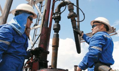 Argentina sube las retenciones al petróleo convencional tras la suba del crudo