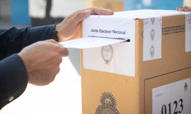 El Gobierno busca acelerar la reforma electoral y negocia cambios en las PASO