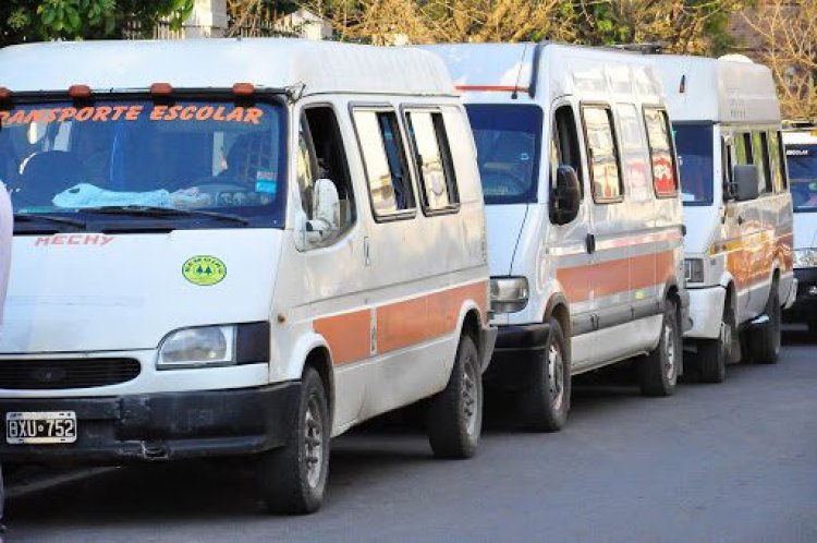 La importancia de contratar un transporte escolar autorizado