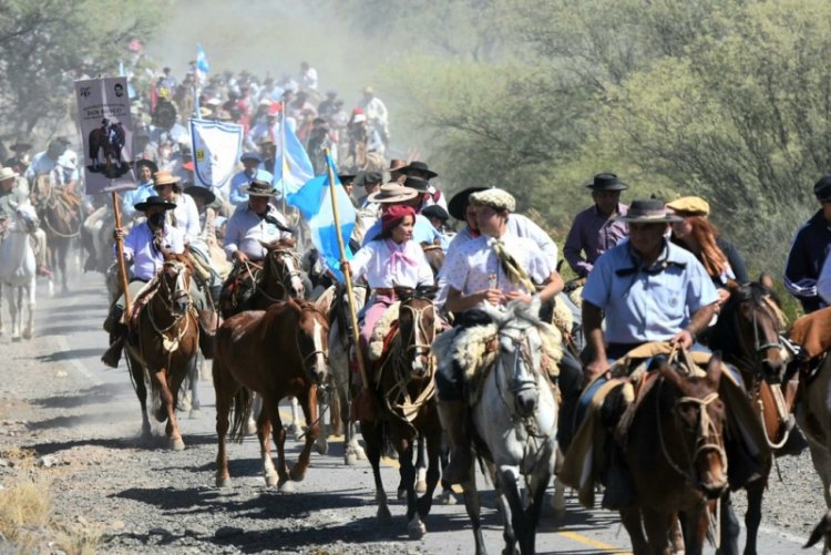 La Cabalgata de la Fe entra en su tramo final rumbo a Vallecito