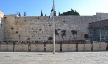 Por temor a ataques de Irán, el Muro de los Lamentos estuvo vacío en Israel