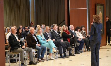 Gobierno presentó el Sistema Dual en San Juan