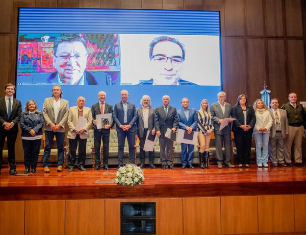 La Legislatura conmemoró la Reforma Constitucional de 1986 con un espacio de diálogo y memoria