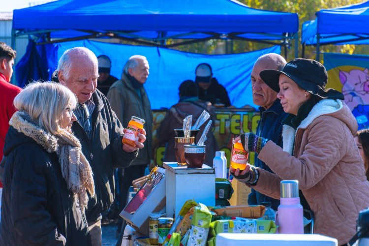 Vuelve la feria “Rinde  Más” a Rawson, ahorro y encuentro para la familia