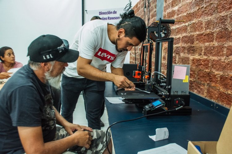 Rawson abre inscripciones a cursos de oficios con certificación universitaria