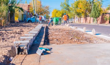 Rivadavia impulsa la seguridad vial y peatonal con nuevas obras de urbanización en la intersección de Cabaña y Sargento Cabral