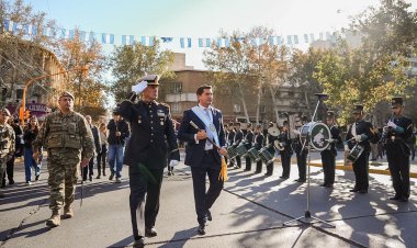 Comenzó el acto central para conmemorar los 216 años de la Revolución de Mayo