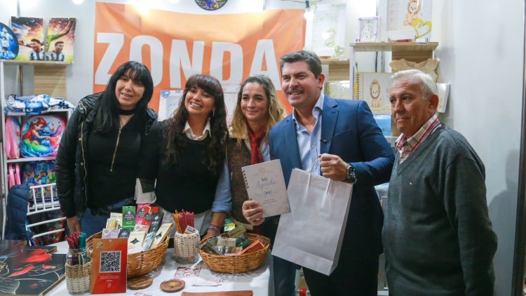 Con un fuerte respaldo al trabajo y la identidad, Orrego dejó inaugurada la 31 edición de la Feria Internacional de las Artesanías